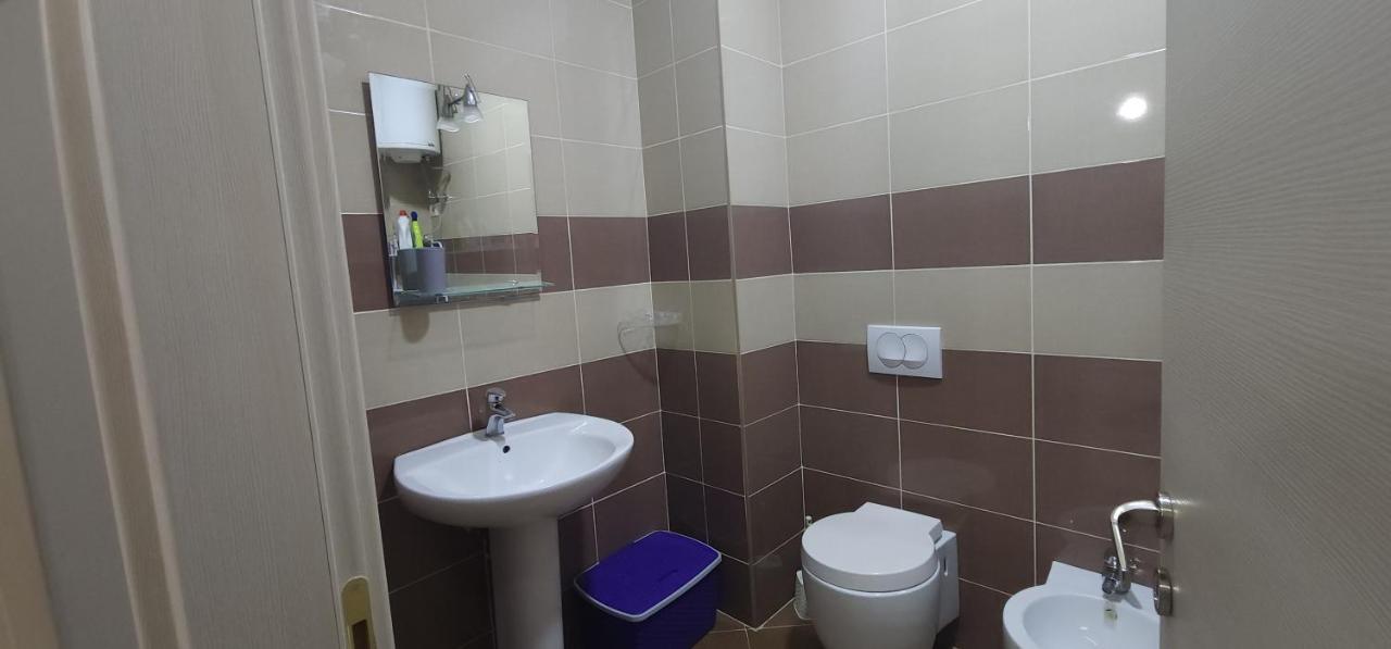 Pleasing Place With Free Parking On Site In Tirana Komuna E Parisit المظهر الخارجي الصورة