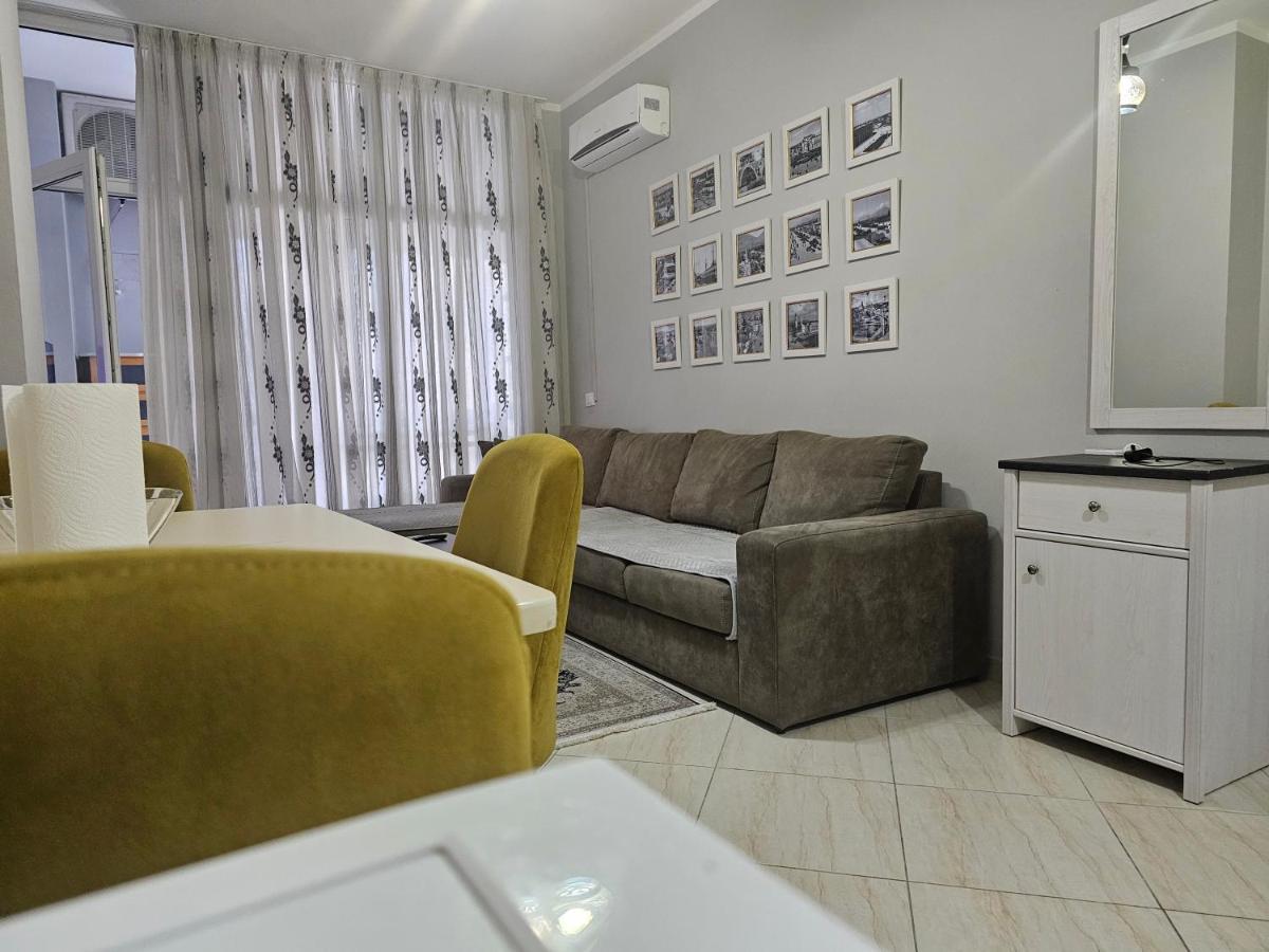 Pleasing Place With Free Parking On Site In Tirana Komuna E Parisit المظهر الخارجي الصورة