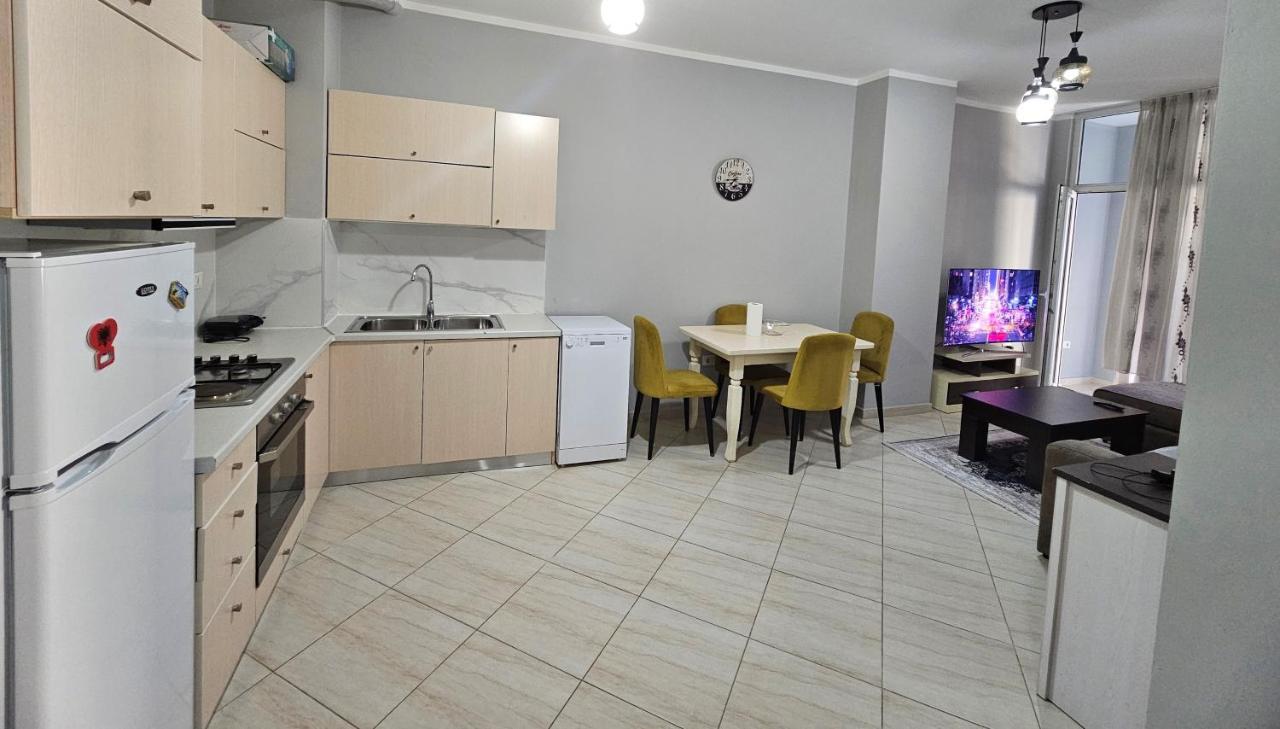 Pleasing Place With Free Parking On Site In Tirana Komuna E Parisit المظهر الخارجي الصورة